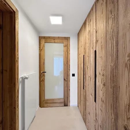 Alpine Pearl - Panoramic Mountain Views - Aminona * Кран-Монтана